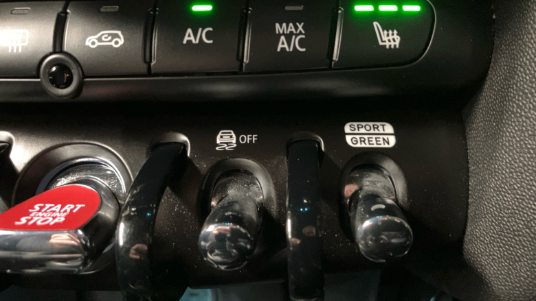 MINI Hatchback 1.5 Cooper Exclusive 5dr Auto Petrol Hatchback